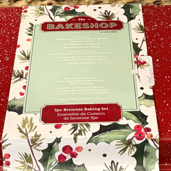 The Bakeshop by Masterclass 3pc Brownie Baking Set". 
Bake Pan & 2 Spatulas. NEW - Picture 6 of 6